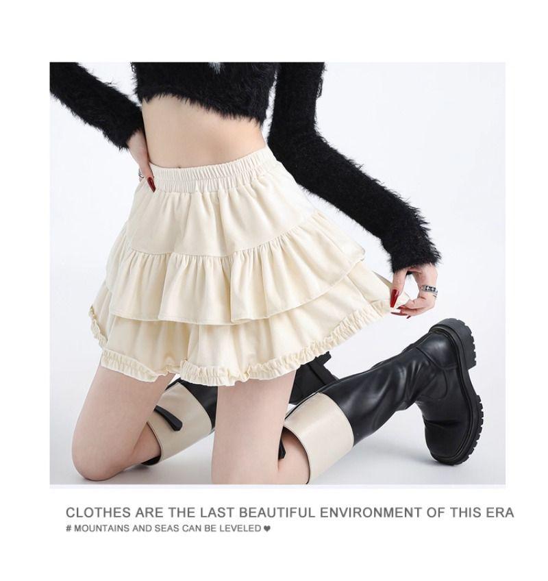 Women's French Retro Velvet High-Waist A-line Skirt: Pleated, Fluffy, Anti-exposure Design for Autumn/Winter