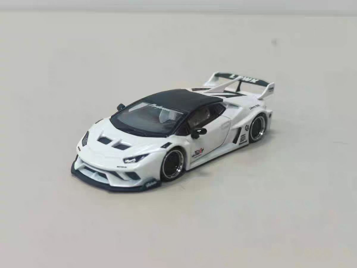 MJ 1:64 LP610 Alloy Car Model Collectible Ornament Gift Toy белый