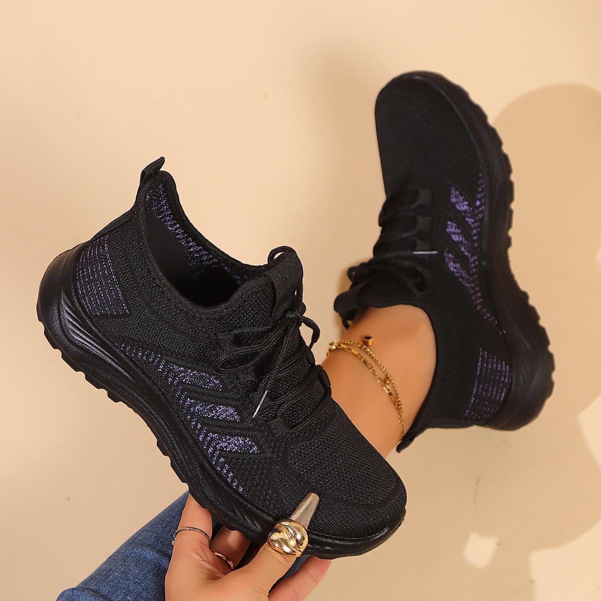 

Spring 2025 fashion trend sneakers, comfortable and breathable to wear 43 чорний