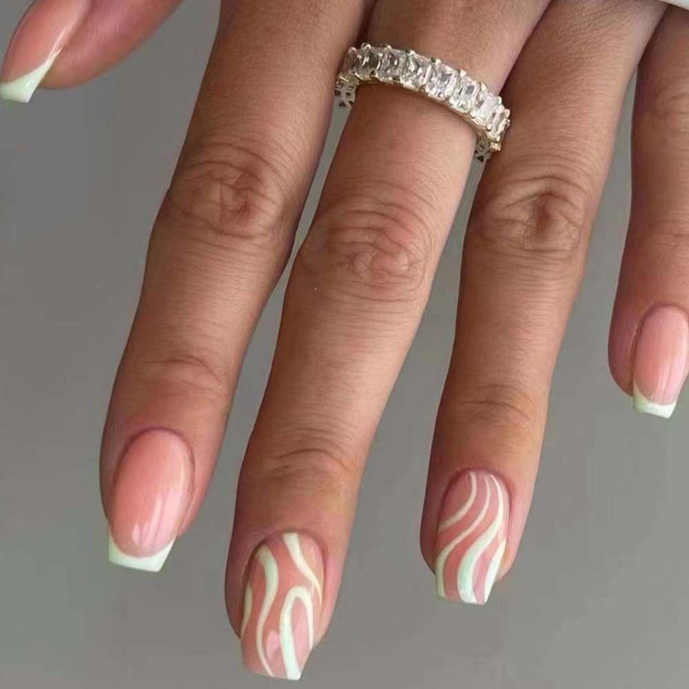 

French False Nails Green Wavy Press on Nails New Nail Tips Women Girls