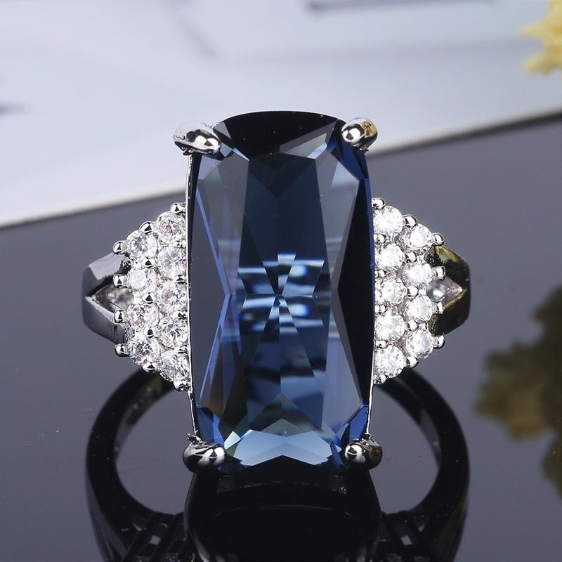 Exquisite Zinc Alloy Color Dark Blue Geometric Rectangle Crystal Zircon Rhinestone Female Ring for Women Party Zircon