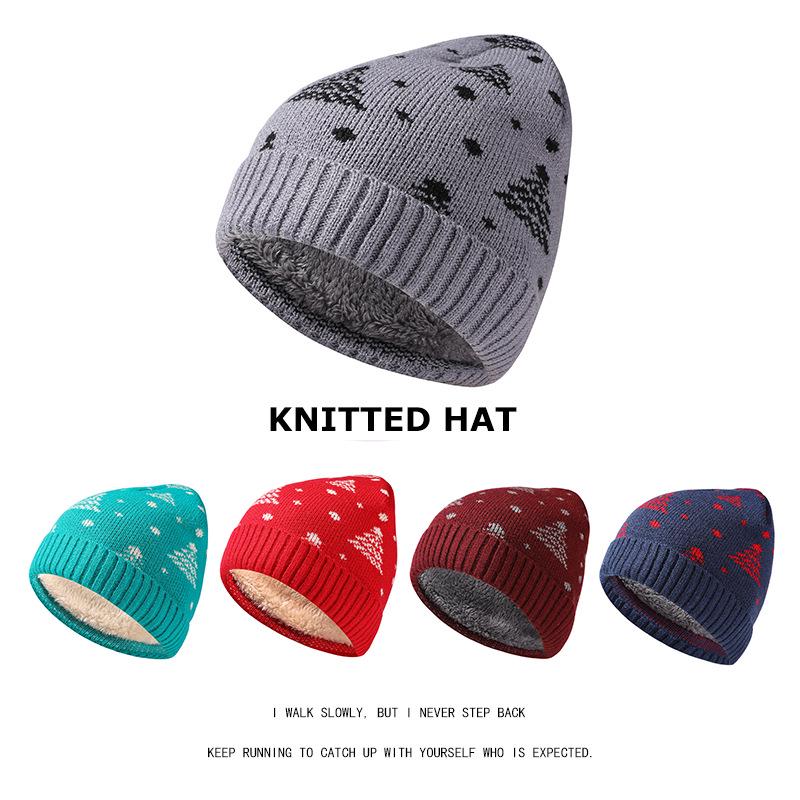 Czerwona czapka dzianinowa podszyta polarem z motywem choinki - Unisex, dwuwarstwowa na śnieżne dni (W magazynie)