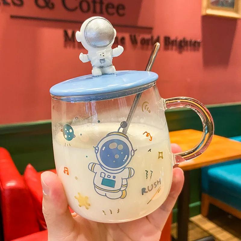 Creative Space Astronaut Spoon Glass With Lid Mug for Coffee Cup Cups for Coffee and Tea Beautiful Tea Mugs New Year Mugs Beer