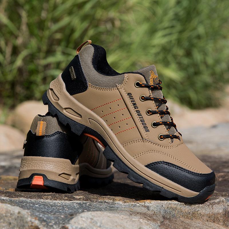 Autumn and Winter Large Size Low-top Mountaineering Men's Shoes Outdoor Sports Hiking Shoes Velvet Platform Casual Travel Shoes Men