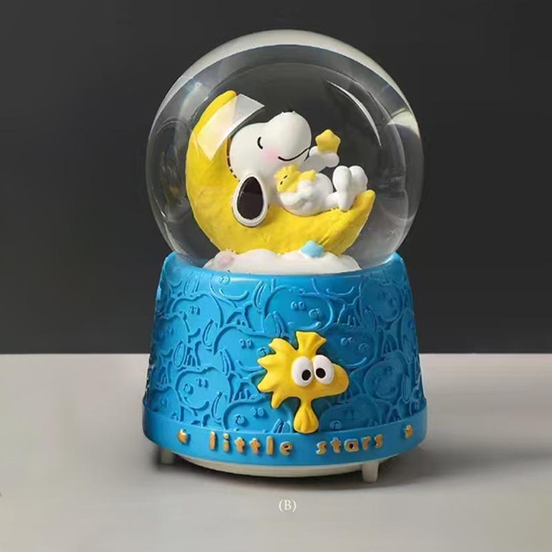 Astronaut Crystal Ball Music Box Ornament - Student Snow Globe Birthday Gift