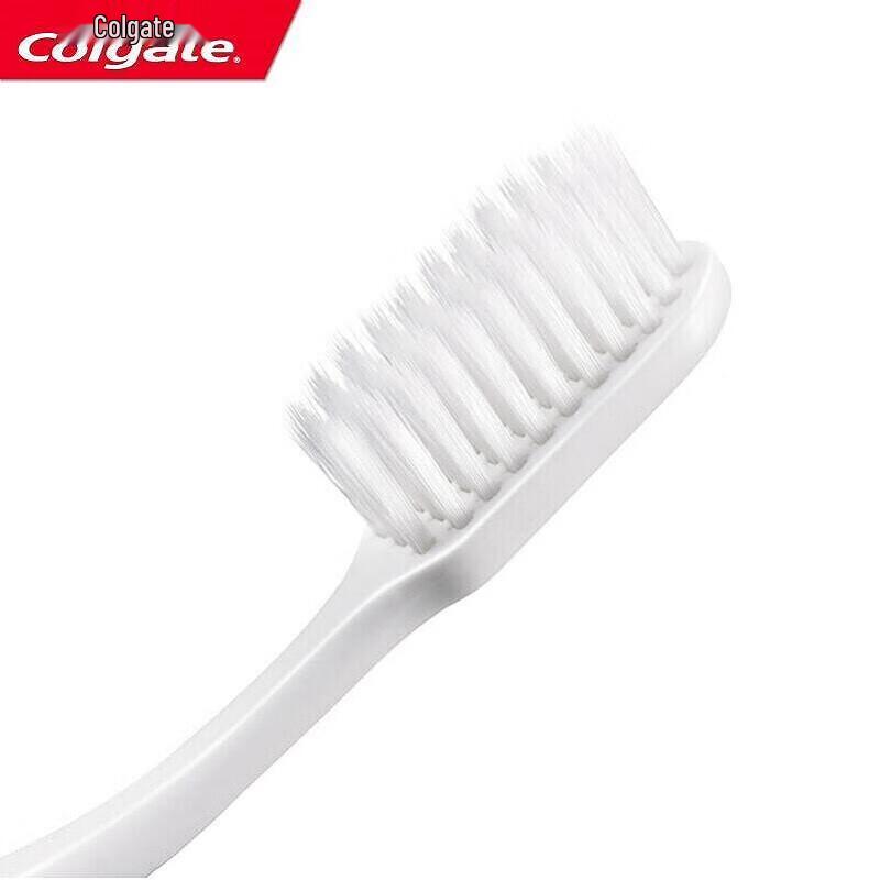Colgate Slim Soft Toothbrush Set (4 Brushes Total)