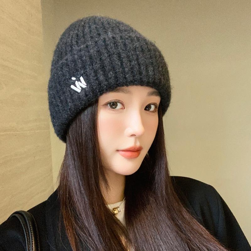 Men's and Women's Knitted Hats with Fleece On The Street Warm and Ear Protecting Versatile and Simple Couple Woolen Cold Hats  New Style