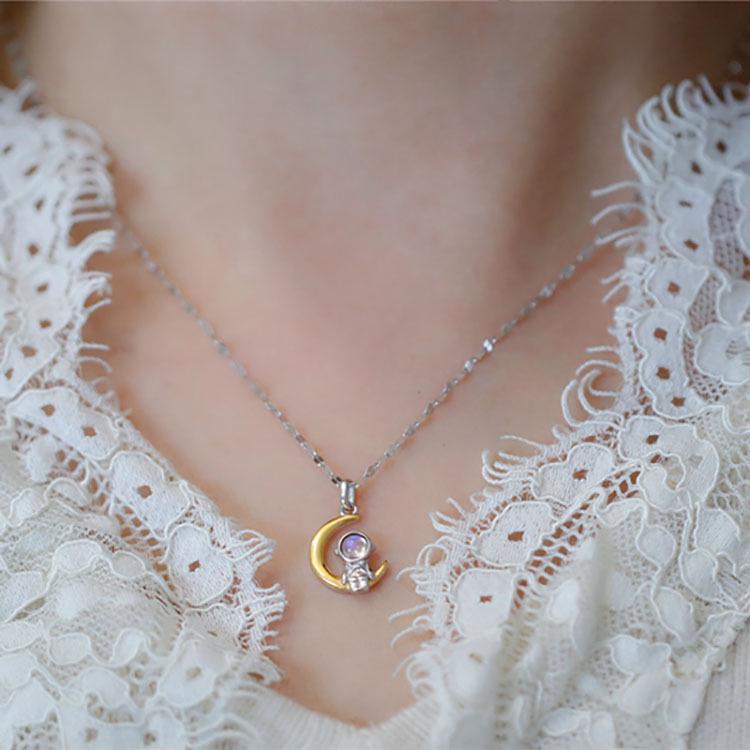 Gold-Plated Sterling Silver Moon Astronaut Necklace - Fashionable, Versatile, Aesthetic Clavicle Chain for Women