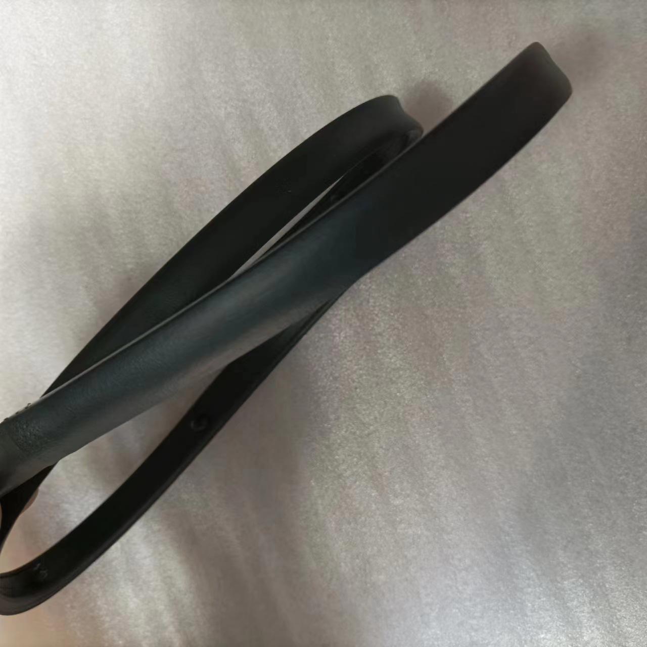 

Hyundai Sonata LF Front Bumper Sealing Trim Rubber Strip (86362C1000) 86362-C1000