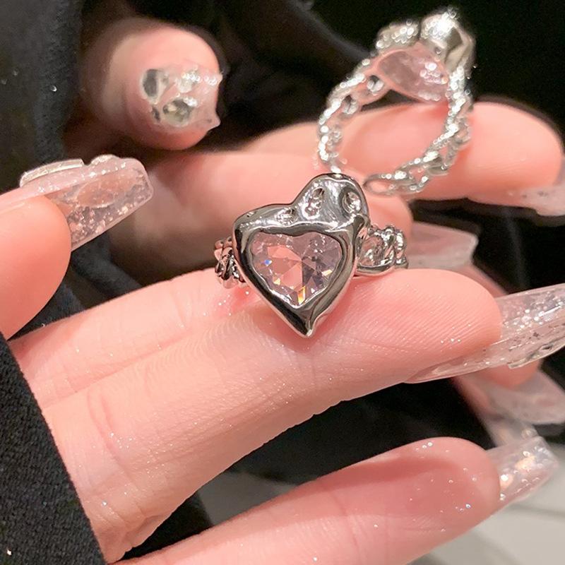 Open Chic Toe Heart Ring In Copper With Stunning Pink Diamonds For Modern Women