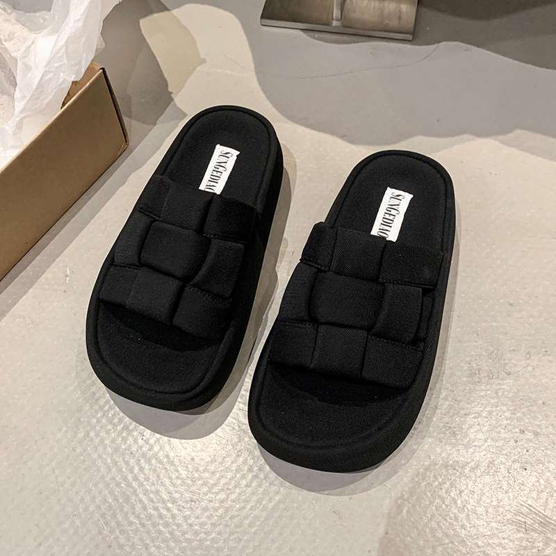 Woven thick-bottomed cool slippers for women's outer wear 2025 new summer versatile heightening popular slippers ins tide one-word drag