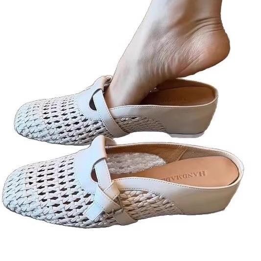 Soft leather version~ 2025 summer new vacation wind breathable woven wedge heel Mill shoes breathable bag head outer slippers