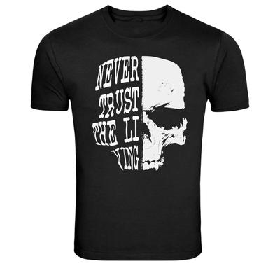 Vertraue Niemals Dem Lebenden Schädel Horror Grafik T-Shirt