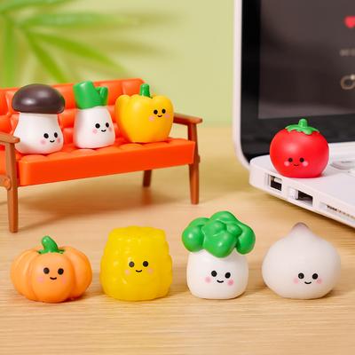 Micro-landscape Mushroom Ornaments with Cute Expressions, Fruit Home Desktop Resin Craft Decorative Small Ornaments