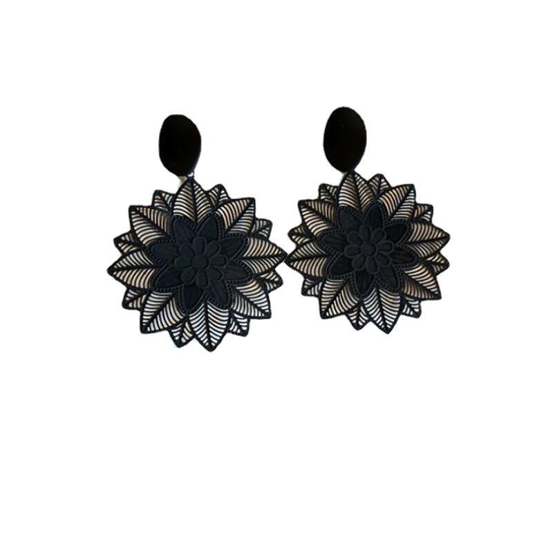 Sterling Silver Black Floral Earrings - Exquisite & Elegant Korean Style for Women