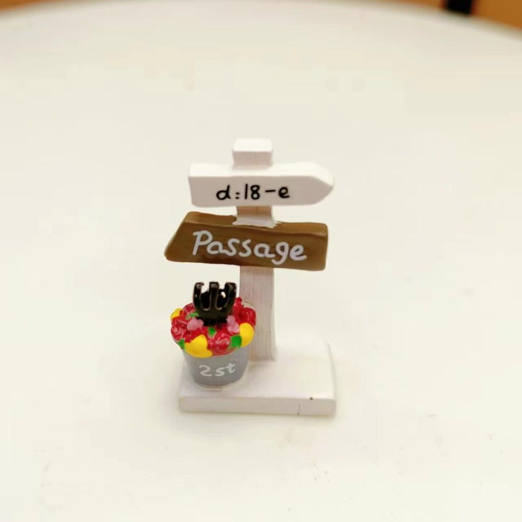 Resin Cartoon Dog Plant Pot With Signpost Miniature For Desk Decor