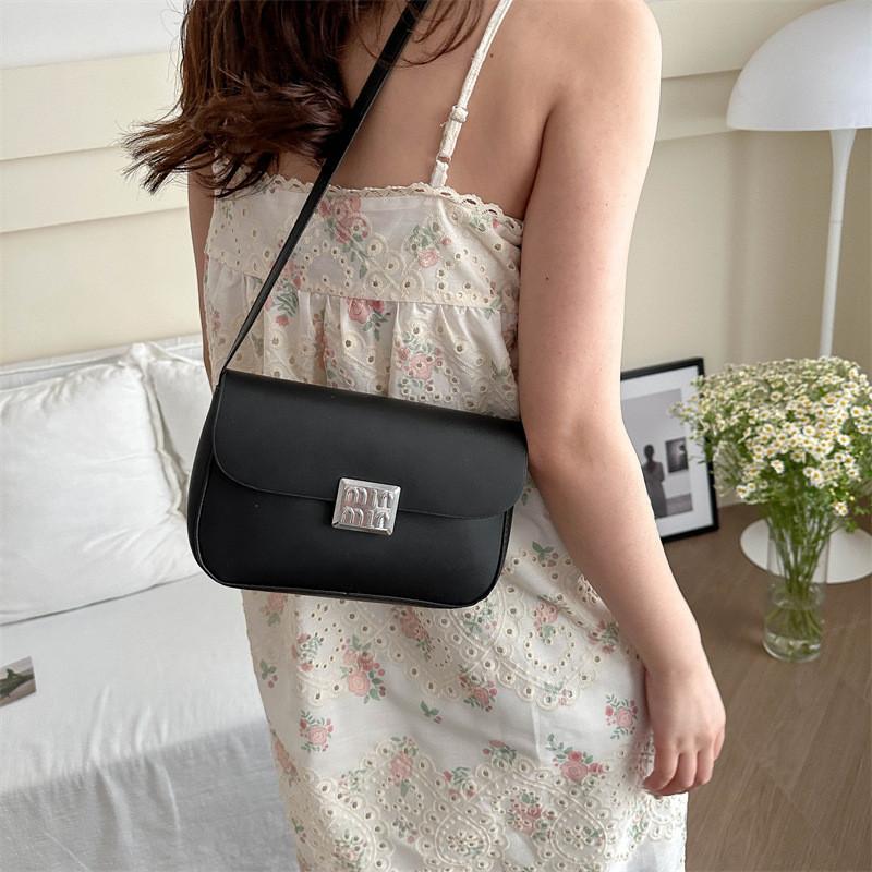 Stylish And Minimalist 2024 Spring Small Shoulder Bag For Women Trendy Pu Saddle Bag
