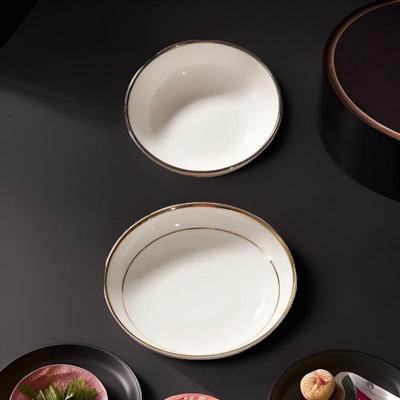 Taishun Reinweiße Keramik-Saucierschale mit Goldrand