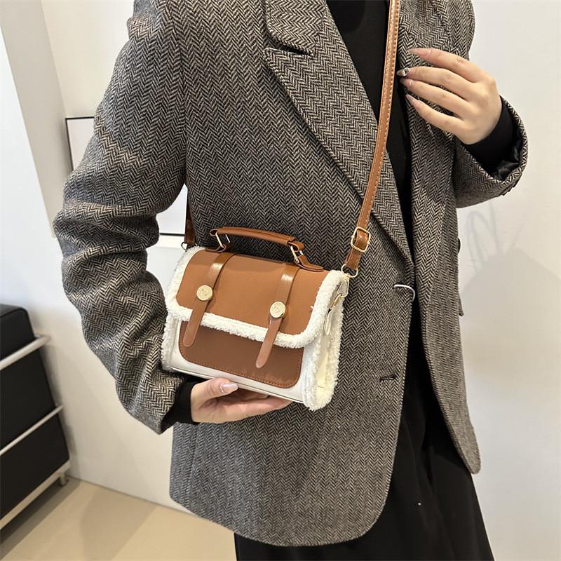 Vintage Inspired Autumn Fashionable Small Square Bag Perfect For Casual Outings