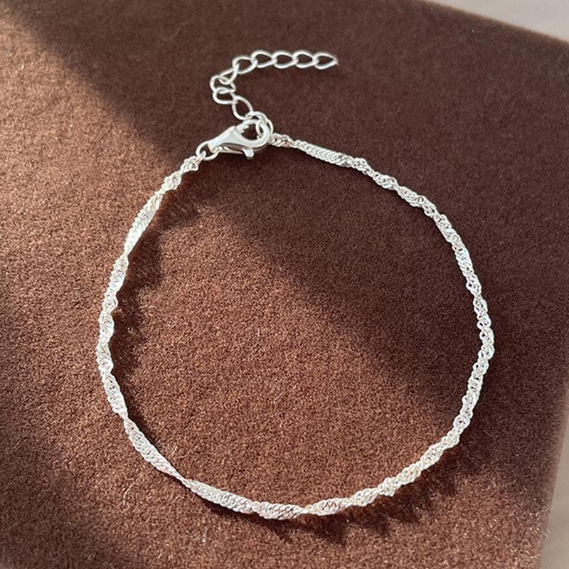 Silver Chic Wave Twisted Chain Bracelet Lightweight Adjustable Jewelry for Women Girls Graduation Ceremony Present Gift
