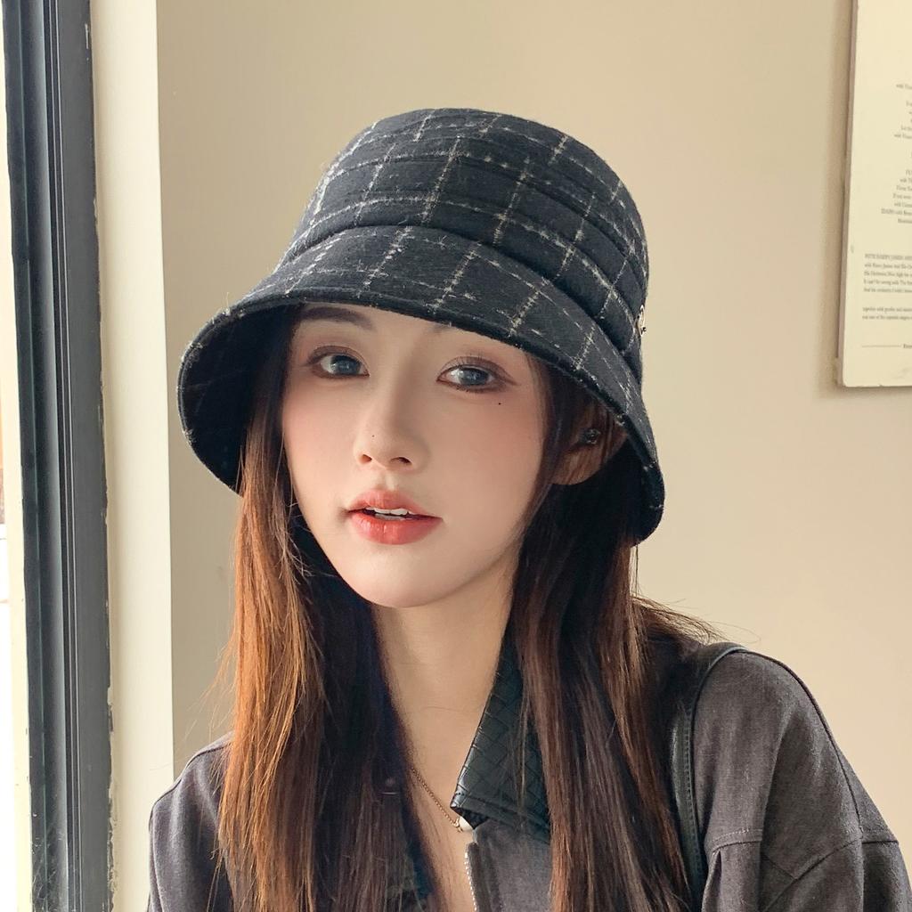 New Retro Rear Split Bucket Hat Women's Autumn and Winter Thick Fashion Versatile Commuter Visor Showing Washbasin Hat