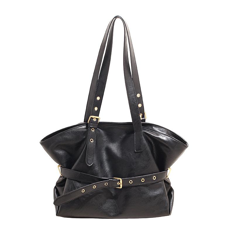 

Retro large-capacity tote bag women s 2025 new autumn and winter versatile shoulder bag popular simple commuter underarm bag чёрный