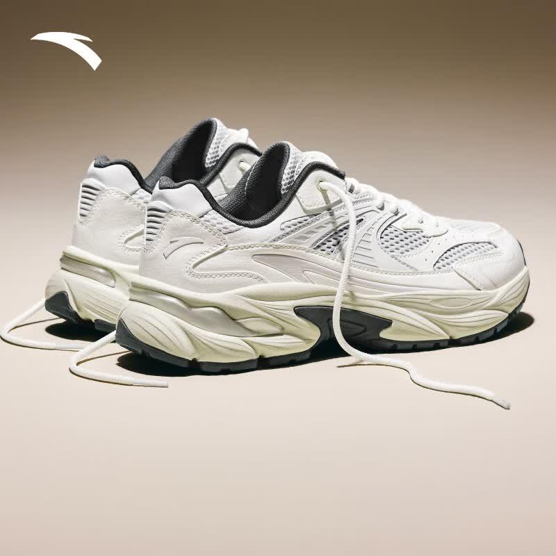 Anta AT802 Retro Chunky Sneakers US 7.5