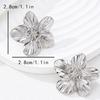 A Pair of Women's Flower Stud Earrings, Simple and Stylish Earrings Suitable for Daily Wear and Vacation Wear