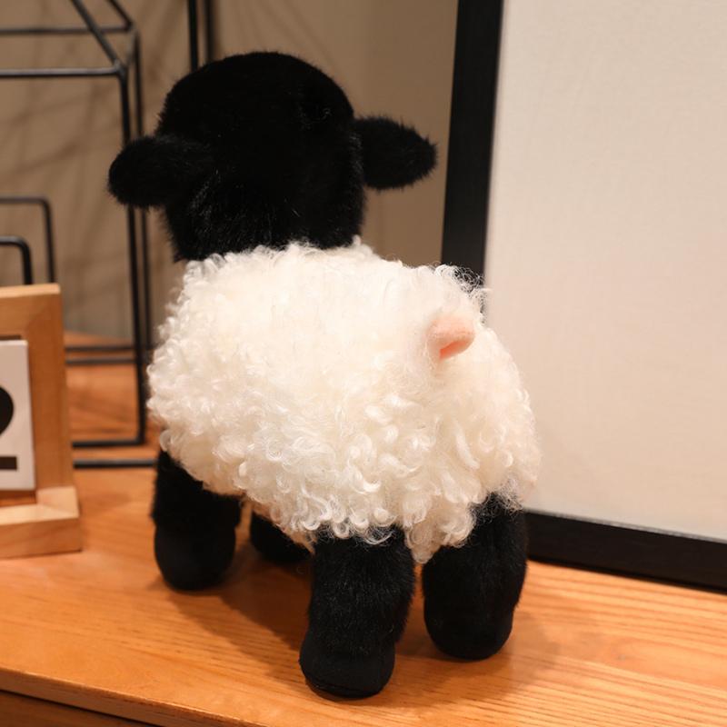 Bambola di Peluche Agnello Pecora Faccia Nera Tre Colori Giocattolo di Peluche Riempito in Piedi Rosa Bianco Crema Animale della Prateria Peluche Carino Regalo