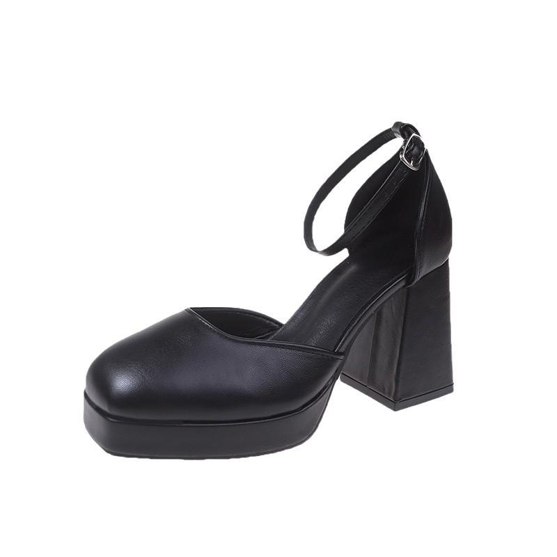 Buty Barbie damskie 2025 wersja koreańska damskie nowe buty lato grube obcasy wysokie obcasy wodoodporny stół wydrążone Mary Jane pojedyncze buty