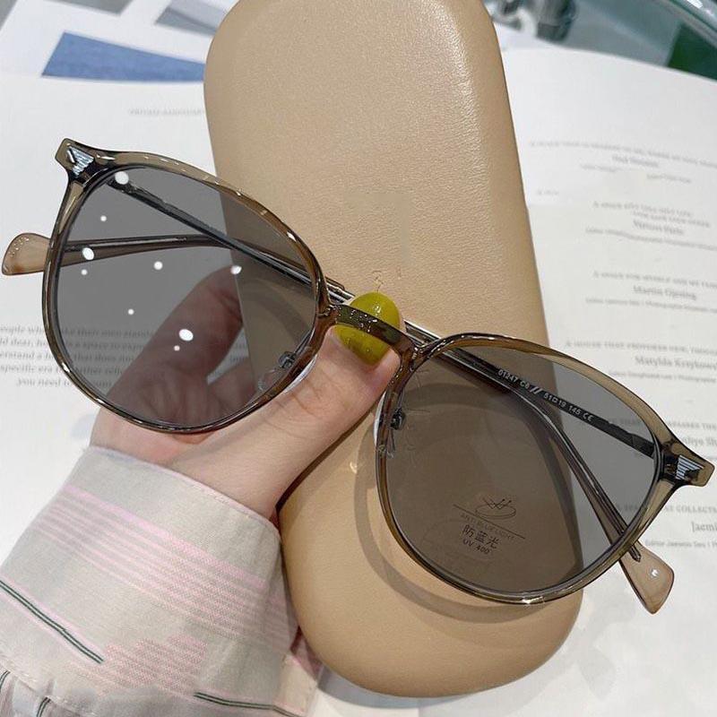 New Trendy Photochromic Myopia Glasses Luxury Designer Anti Blue Light Eyeglasses Women Men Color Changing Minus Sight Glasses