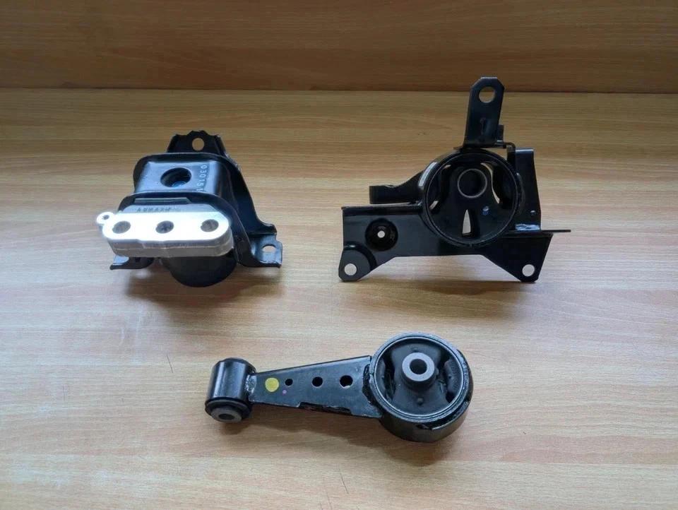 Engine Mount Set Fit For Suzuki Ertiga Automatic Transmission 2018-2022
