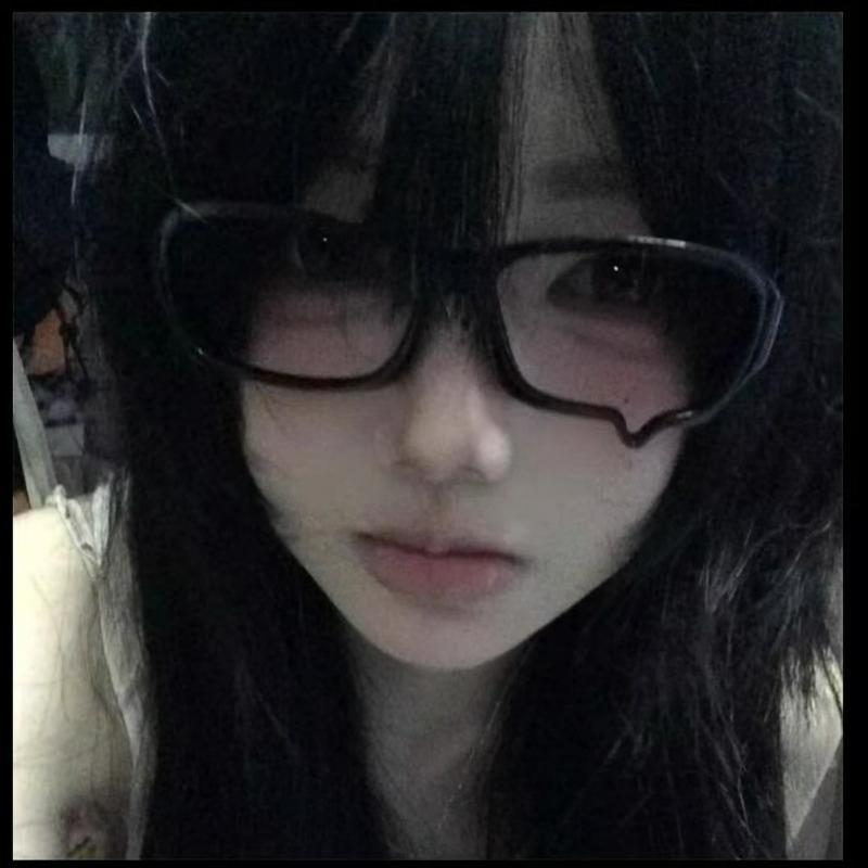 1/2pcs Y2K Anime Crying Dripping Tears Glasses Unisex Black Eyeglass Frame Retro Kawaii Fashion Halloween Cosplay Accessories