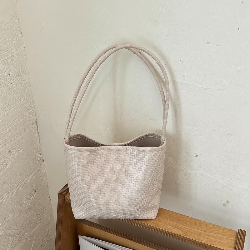 Damen gewebte PU-Eimertasche Minimalistische Umhänge-Handtasche für den täglichen lässigen Einkauf
