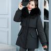 Der neue Winterkleidungs-Kuchen überwindet den Trend zu kurzen, dicken Baumwolljacken für Damen und lockeren Baumwolljacken.