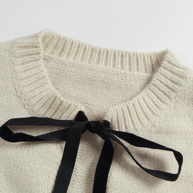 Autumn/Winter 2025 Women's Contrast Bow Tie Long Sleeve Knit Sweater