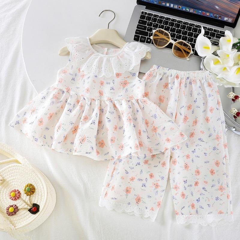 Cute Korean Style Little Girls Floral Cami And Shorts Two Piece Summer Outfit