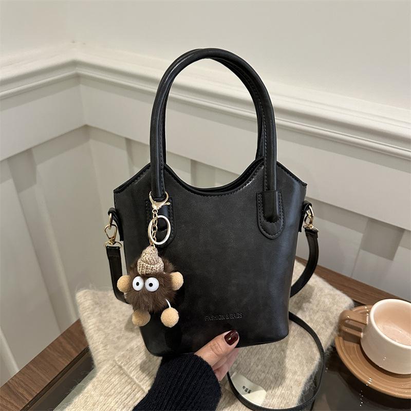 Today's popular retro bags women's spring versatile new messenger bags bucket bags
