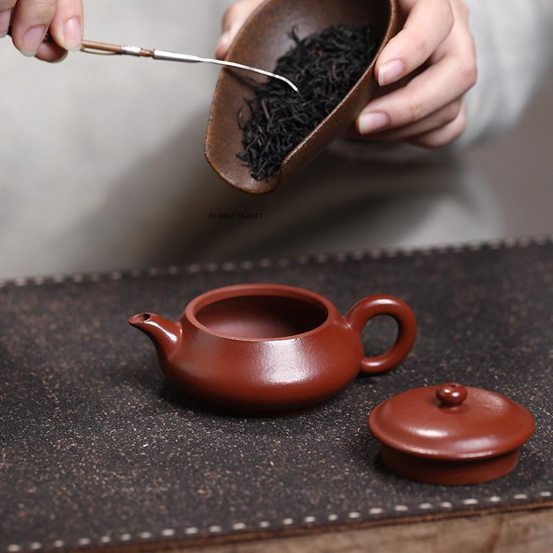 80ml Yixing Purple Clay Teapots Handmade Small Capacity Chinese Zisha Tea Pot Beauty Tea Infuser Kettle Household Tea Set