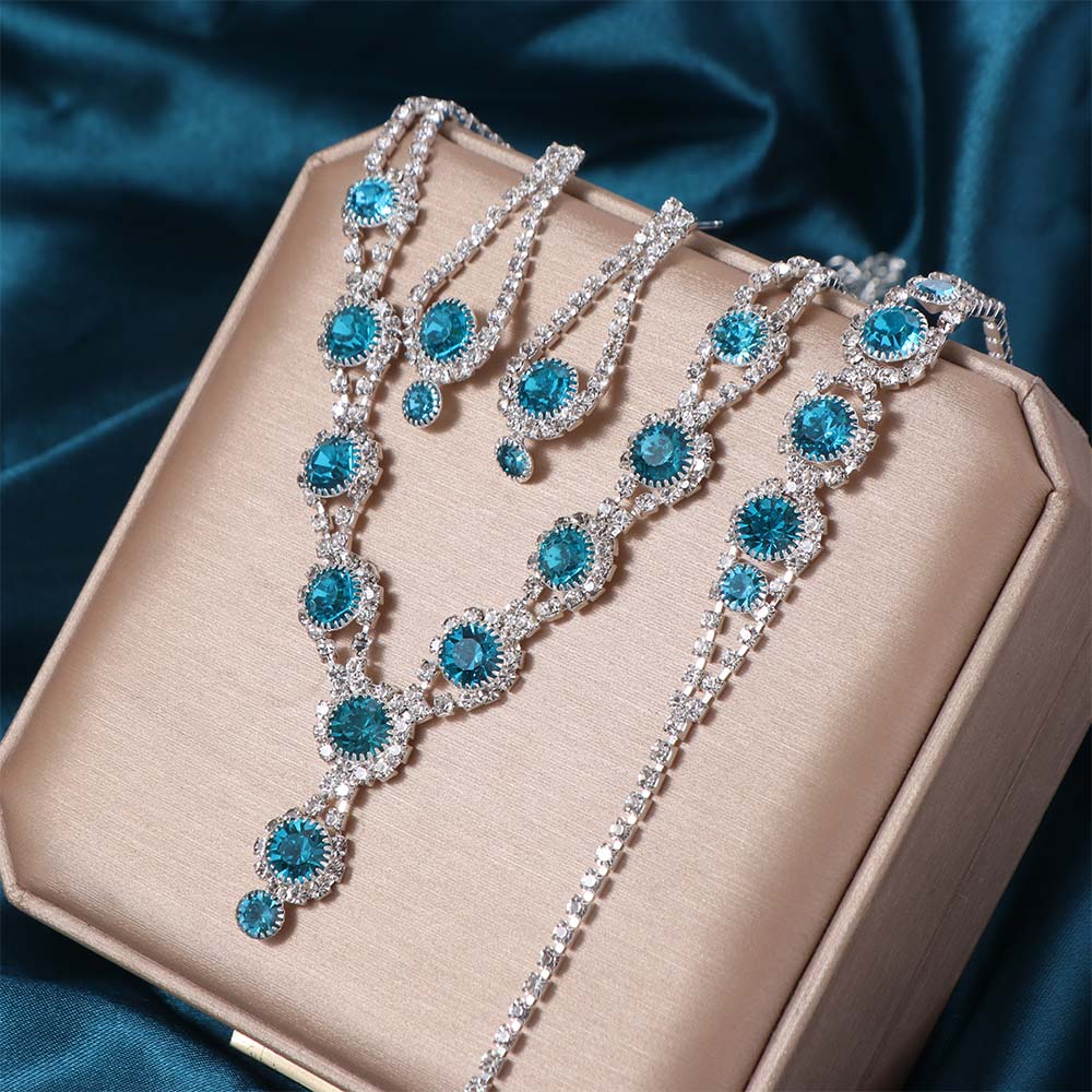 Set di Gioielli da Festa di Matrimonio Strass di Cristallo Orecchini Scintillanti Raffinati Braccialetto di Diamanti Collana di Lusso Donna