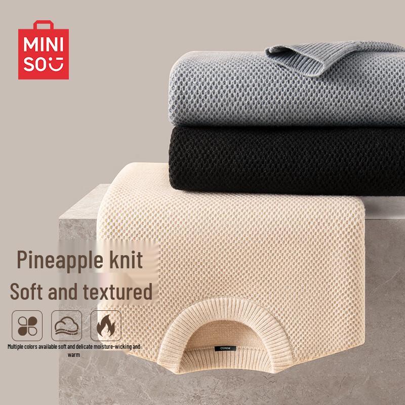 

MINISO Unisex Loose-Fit Pineapple Knit Sweater M