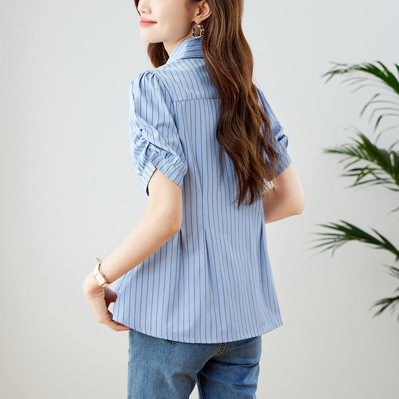 Striped Short-sleeved Top for Women In Summer French Niche V-neck Puff Sleeve Top Relaxed Fit and Slim Large Size Thin