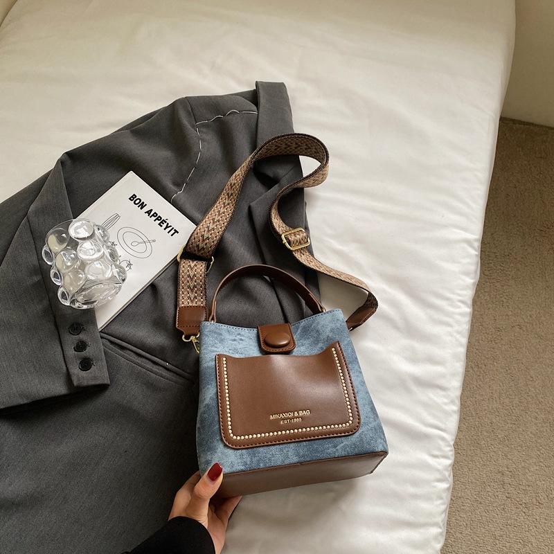 

Осень модная простая популярная сумка 2025 новая мода портативная на плечо женская сумка кроссбоди ретро сумка-ведро