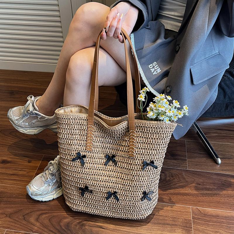 Yogodlns Summer Beach Large Capacity Tote Bag Women Shoulder Bag Handmade Woven Top-Handle Bags Raffia Boho Women Bag
