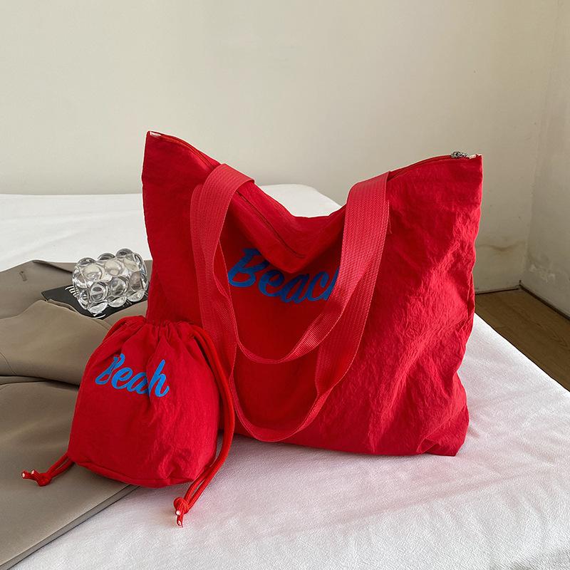 

Bags large-capacity women s 2025 new summer simple niche design versatile commuter shoulder bag handbag wholesale красный