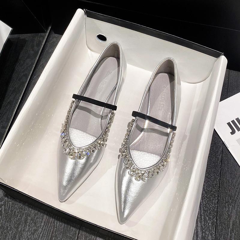 

Модные туфли с бисером из страз на низком каблуке, женские лакированные кожаные хрустальные туфли-лодочки для вечеринки, женские, толстый каблук 2 см, большие размеры 42 40 серебряный