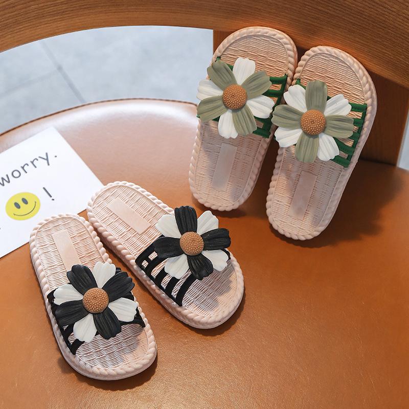 Cute Slippers for Girls To Wear On The Outside, Indoor All-season Children's Flip-flops and Women's Slippers