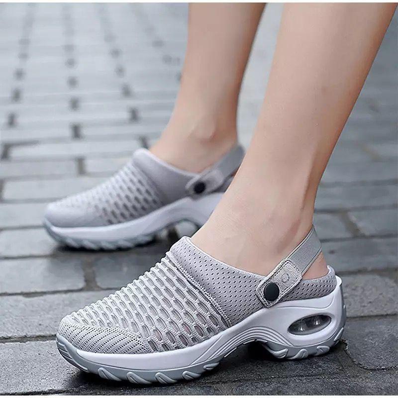 Large size women's summer Korean version of mesh mesh foot slippers shaking mother half-support sandals wear on both sides