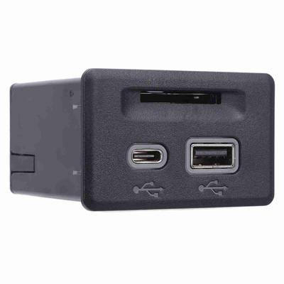Accesorii pentru electronica auto – Cabluri auto, adaptoare, prize