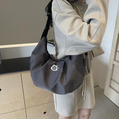 Dumpling Bag Female Messenger Bag Large Capacity Commuter Bag 2025 New Bag Single Shoulder Sports Leisure Backpack Dumpling Bag Female
